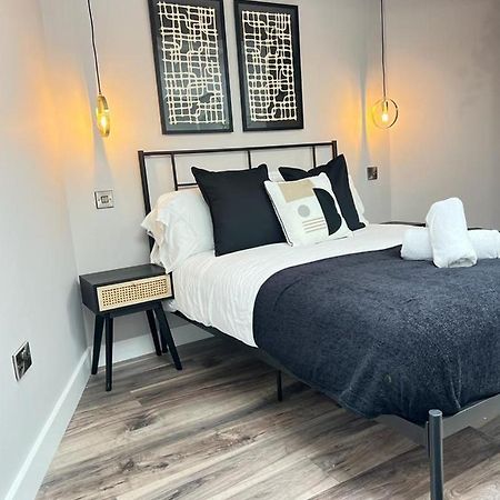 Central Belfast Modern Apartment Great Location Free Parking Esterno foto