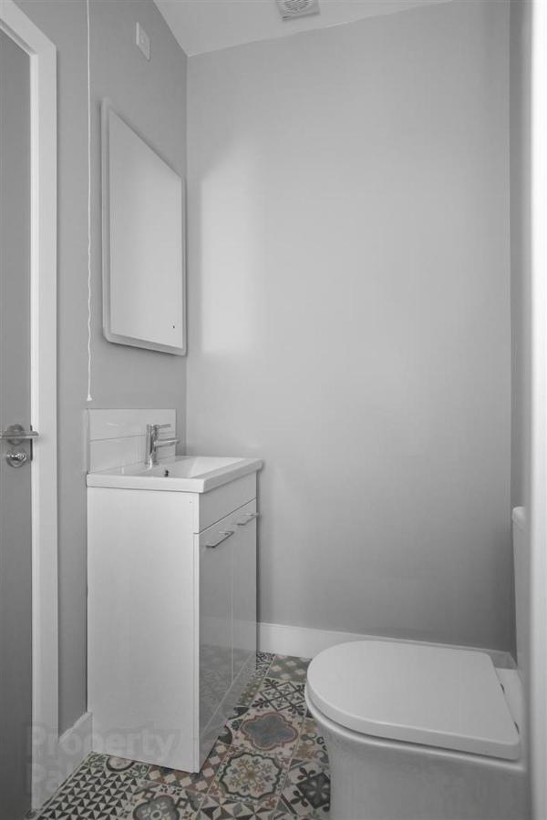 Central Belfast Modern Apartment Great Location Free Parking Esterno foto